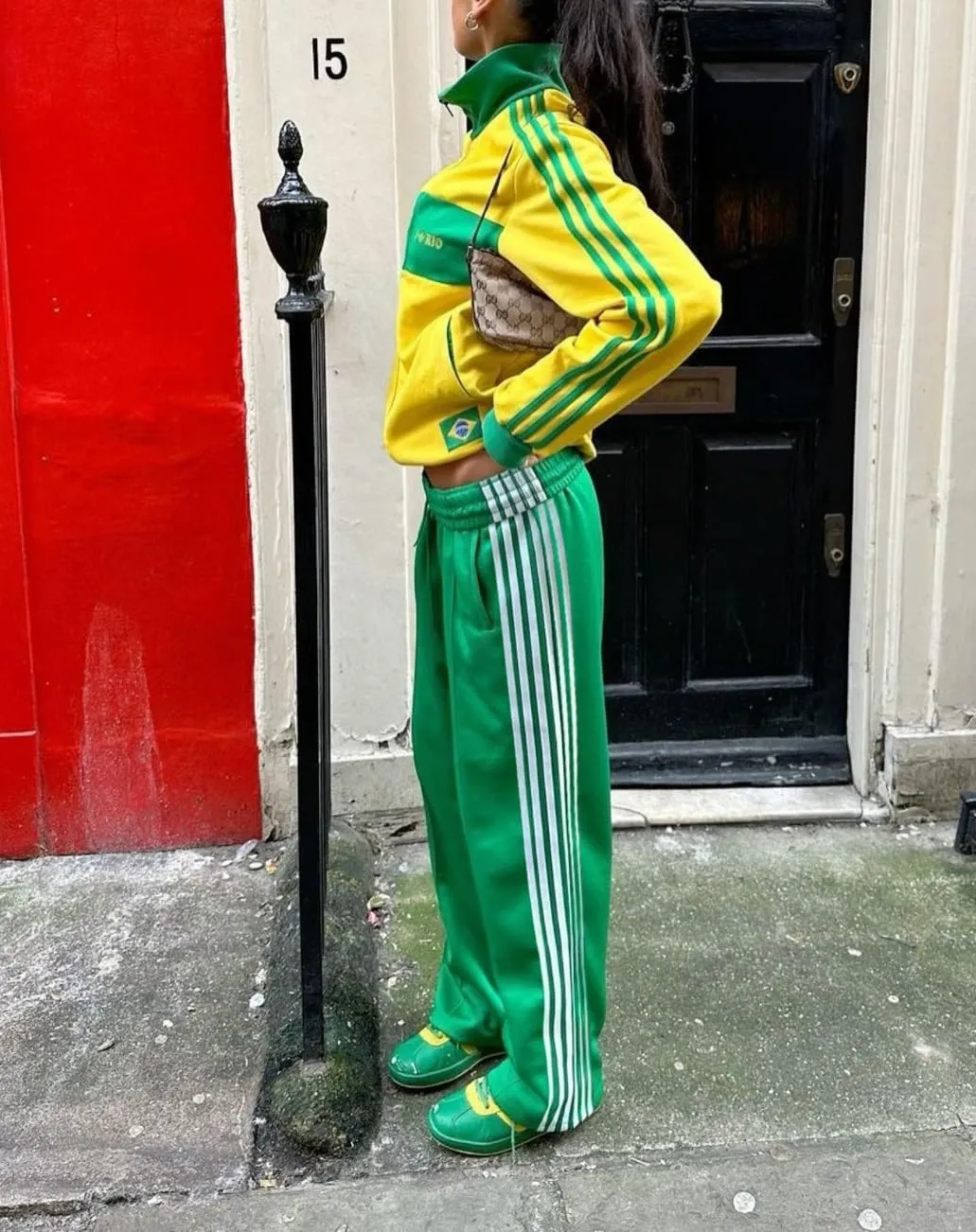 KMBANGI Women Striped Track Pants Elastic Waist Straight Leg Sweatpants Joggers Wide Leg Side Stripes Pants with Pockets