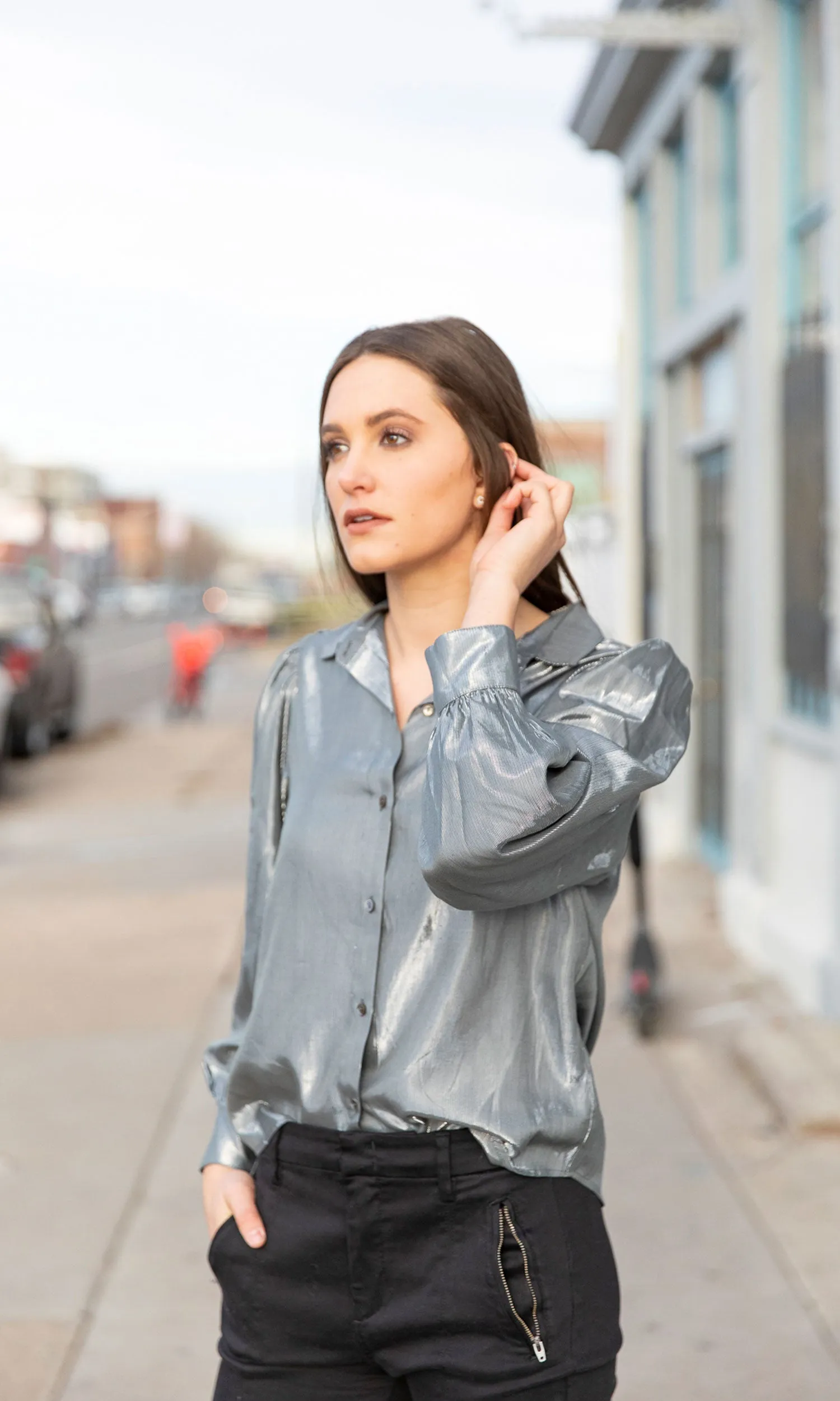 Velvet by Graham & Spencer Dakota Puff Sleeve Lame Button Up Top