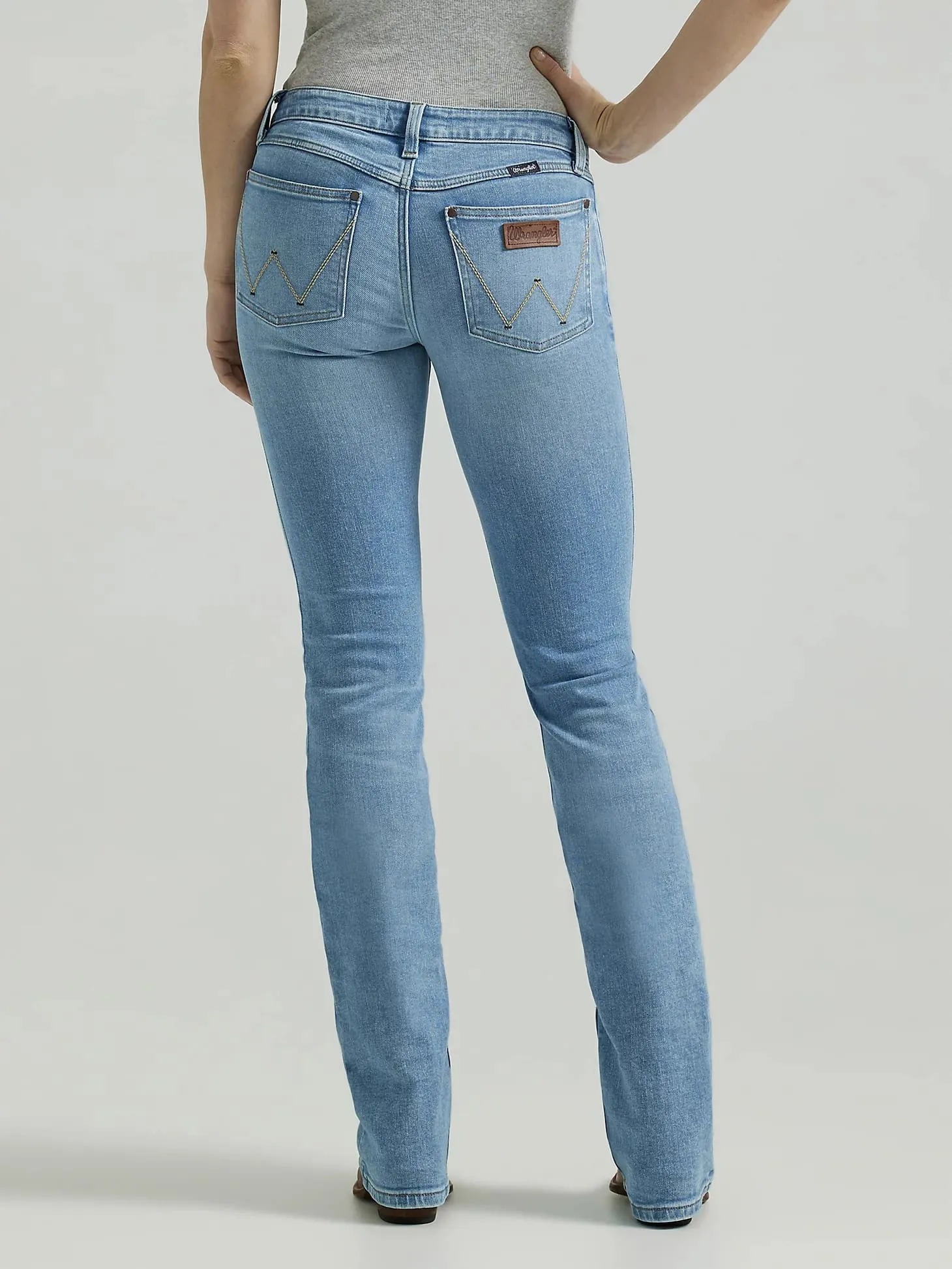 Wrangler Women Retro Mae Mid Jean Bootcut